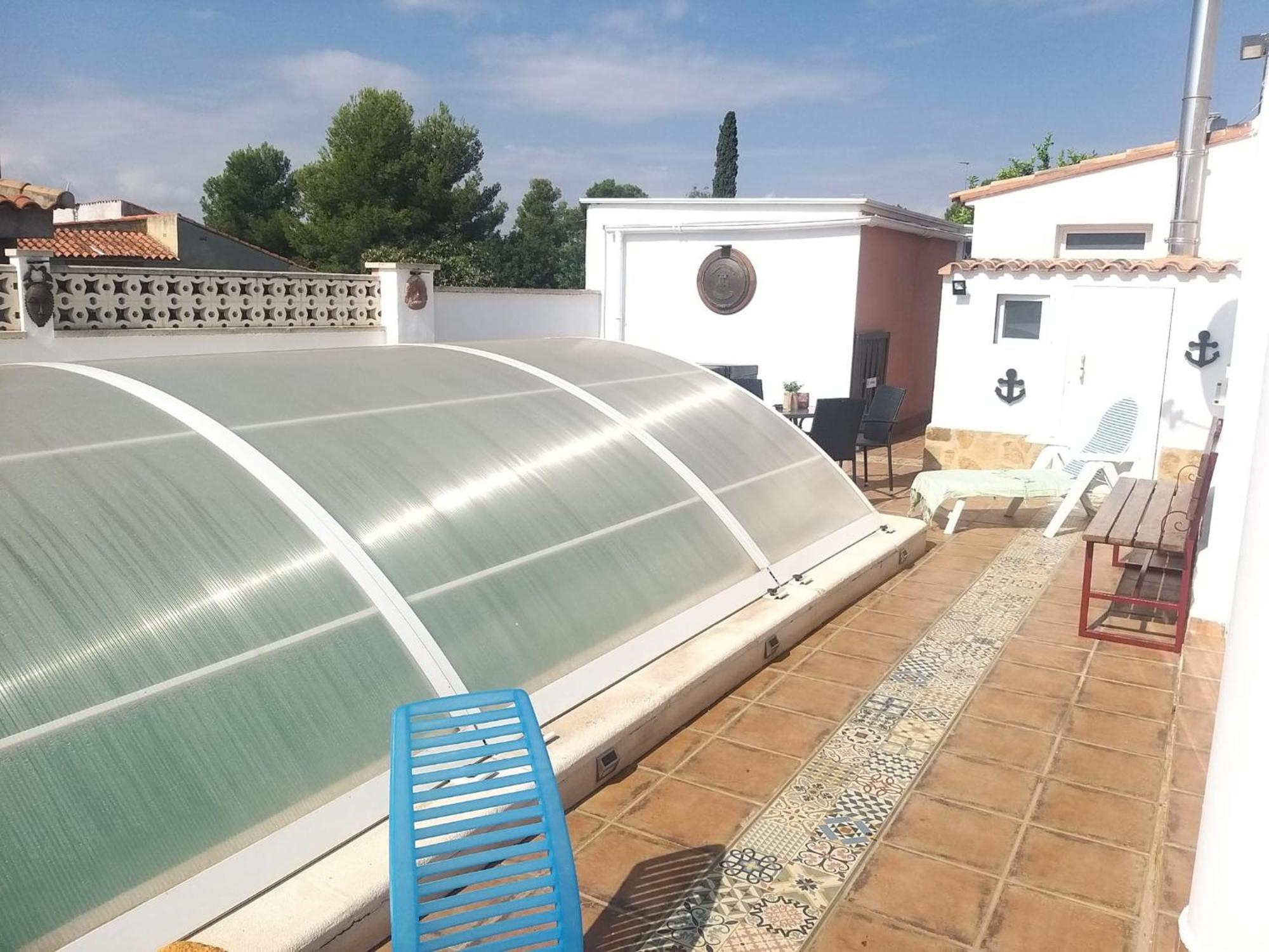 Hotel Tiny House La Pobla de Vallbona Exterior foto